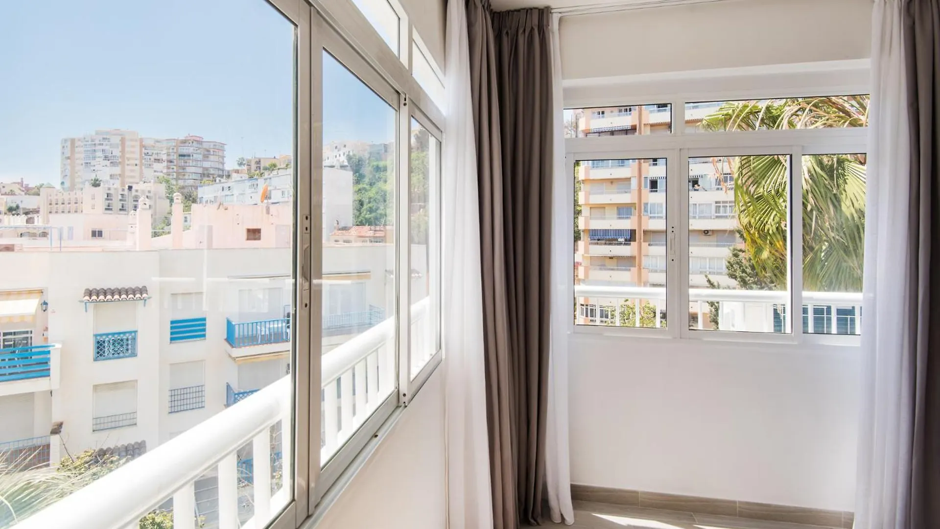 Bajondillo Beach, Large Loft With Intense Sun Torremolinos