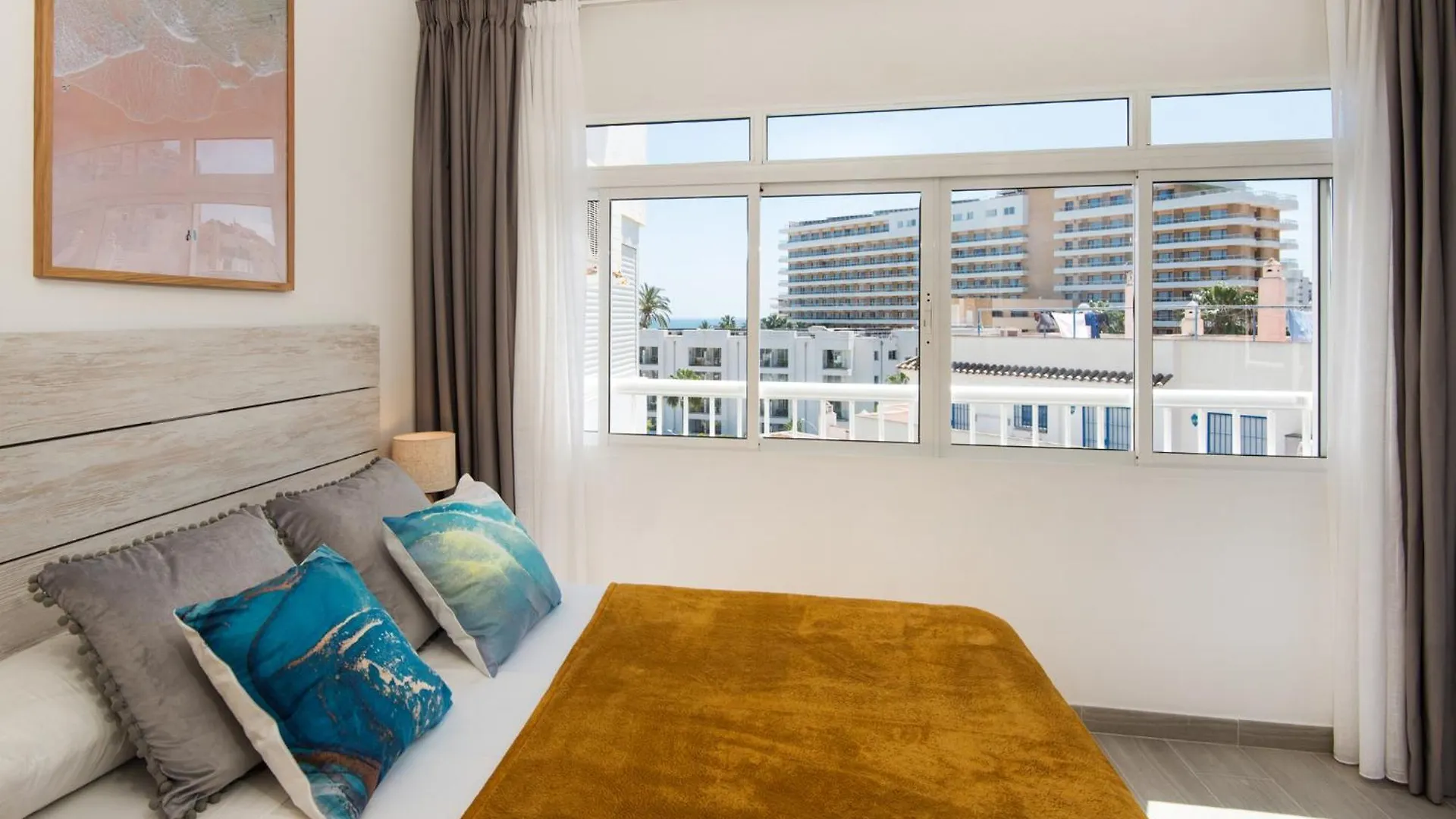 Bajondillo Beach, Large Loft With Intense Sun Торремолинос 0*,